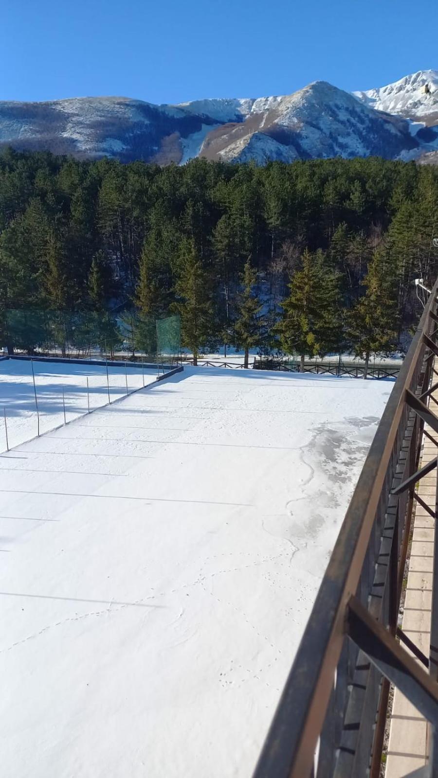 Casa Vacanza Petrari Residence Alt Air Ovindoli Esterno foto