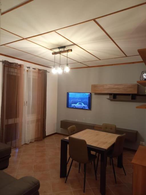 Casa Vacanza Petrari Residence Alt Air Ovindoli Esterno foto